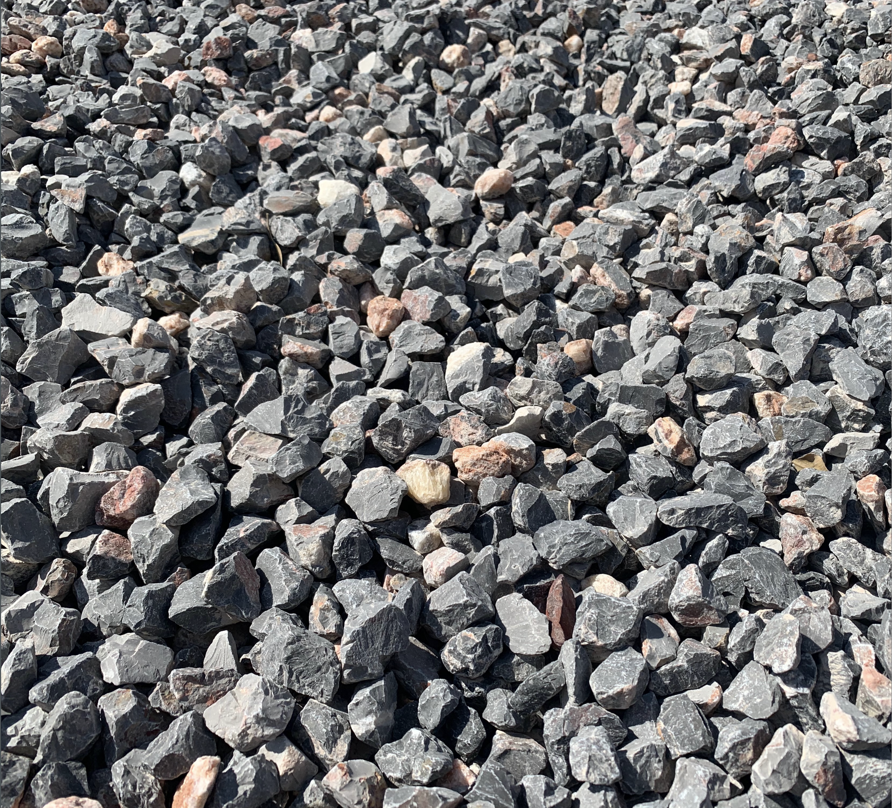 Close-up view of Bemaş aggregate product