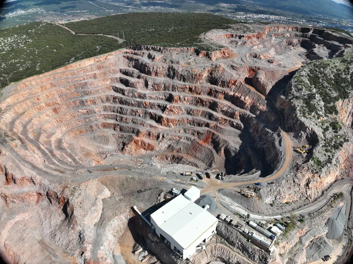 Aerial view of the terraced İzmir quarry and aggregate processing plant