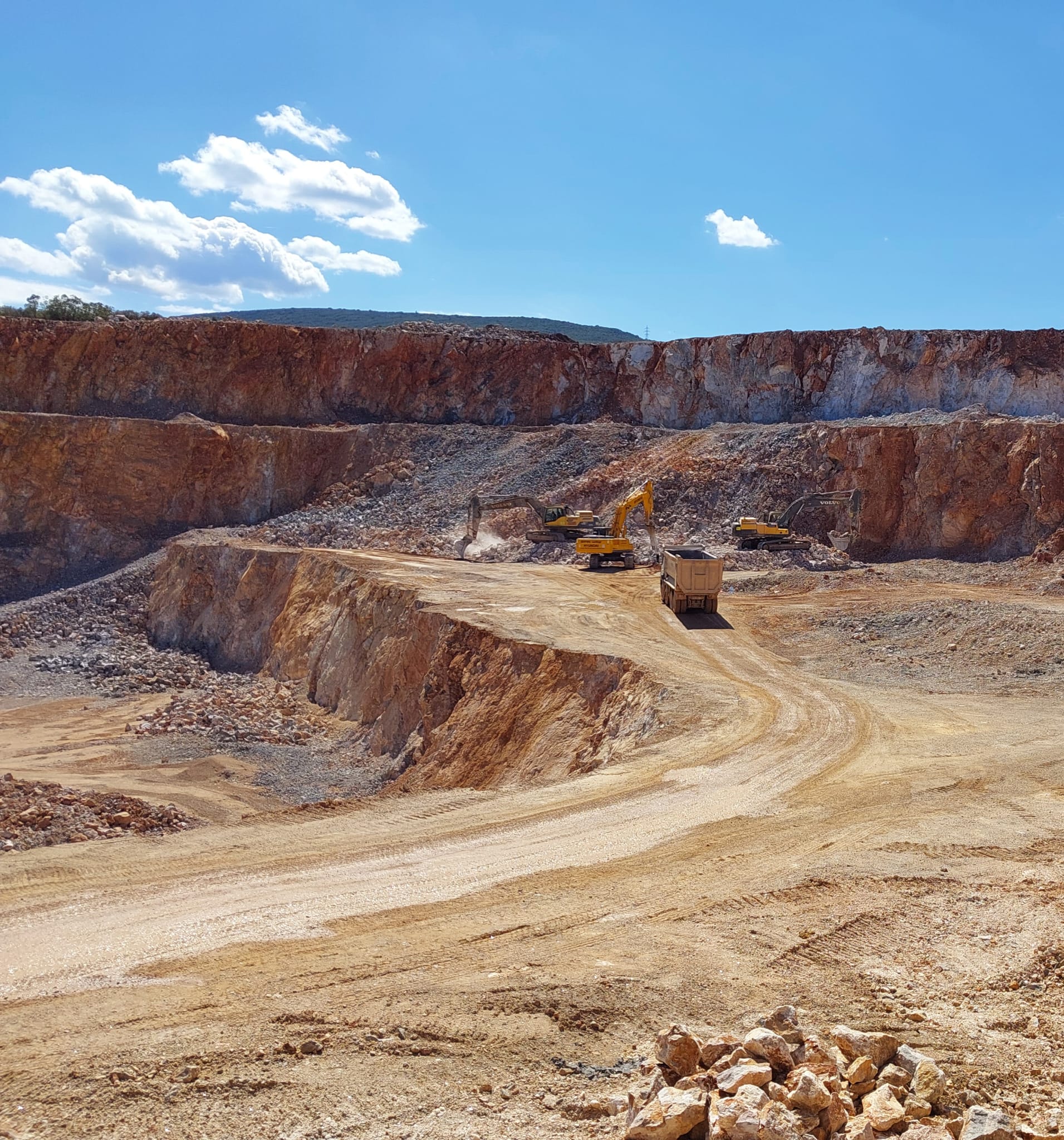 Bemaş Urla crushing screening plant area